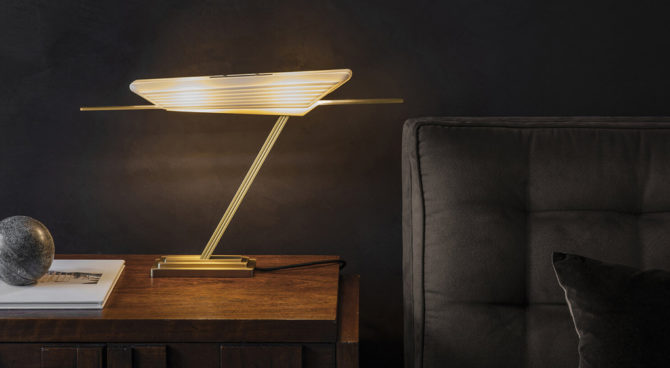 Glaive Table Lamp Product Image