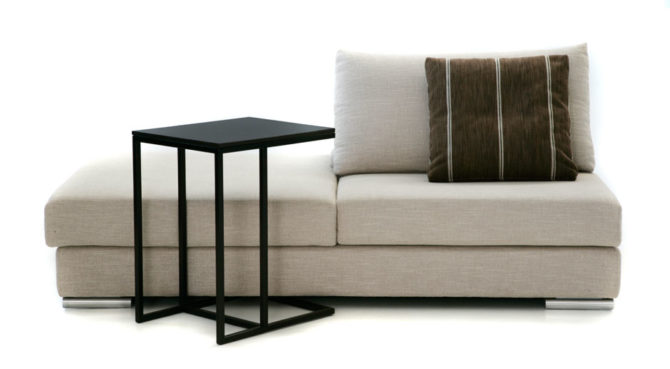 Polo End Table Product Image