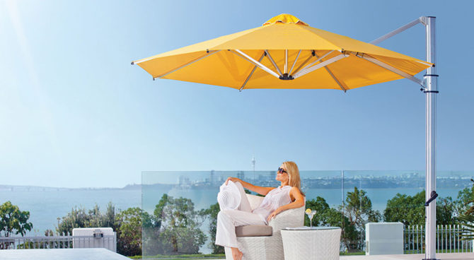 Riviera Outdoor umbrella Product Image