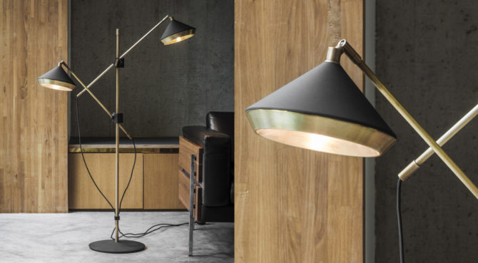 Shear floor lamp Brass and Black Product Image