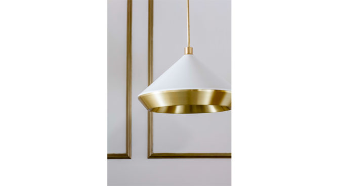 Shear pendant XL / Brass and White Product Image