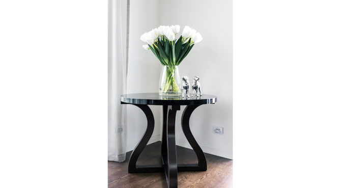 Bordeaux Entry Table Product Image