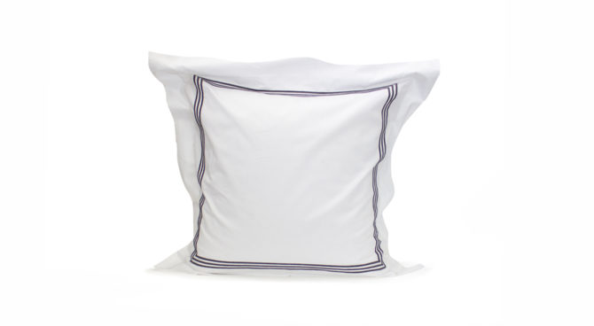 TRIPLE SATIN STITCH SATEEN – EURO pillowcase Product Image