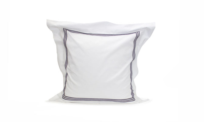 TRIPLE SATIN STITCH SATEEN – EURO pillowcase Product Image