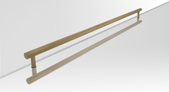 Atelier Pull Double-sided pull bar / Brass – XLarge Product Image