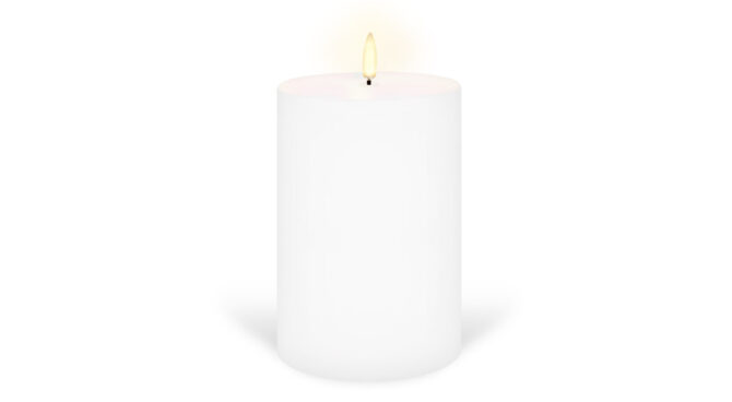 PILLAR LED Candle / 15 / Nordic White Product Image