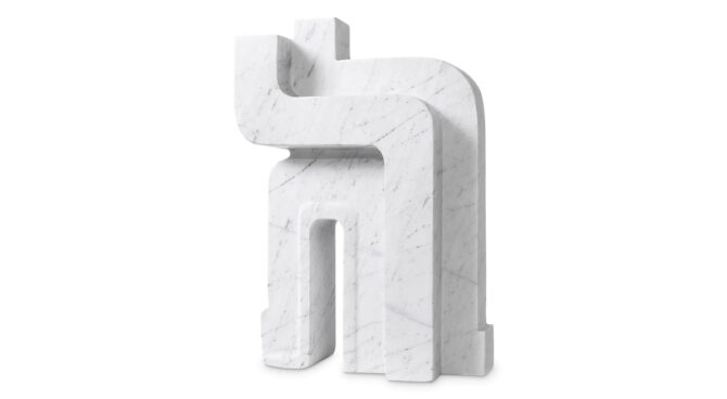 ALAISTAIR STATUE Product Image
