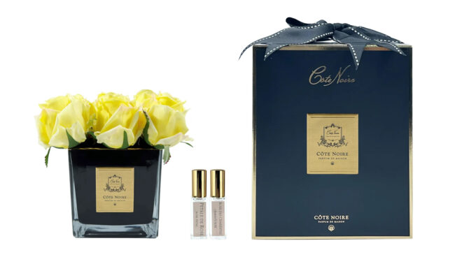 Cote Noire Couture 9 Roses – Yellow in Black Vase Product Image