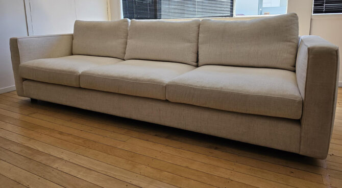 Carrera Sofa – Auckland Product Image