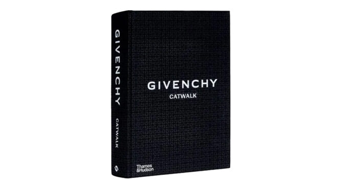 Givenchy Catwalk / book Product Image